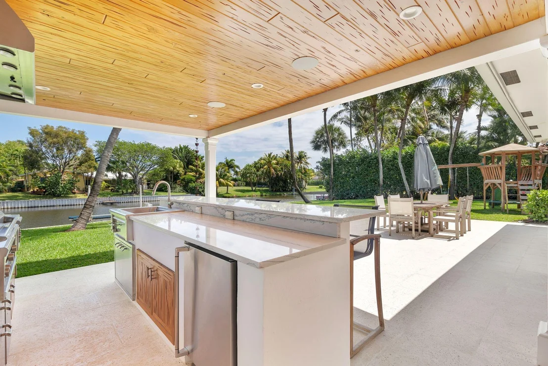 Photo of 7226 Pine Tree Lane