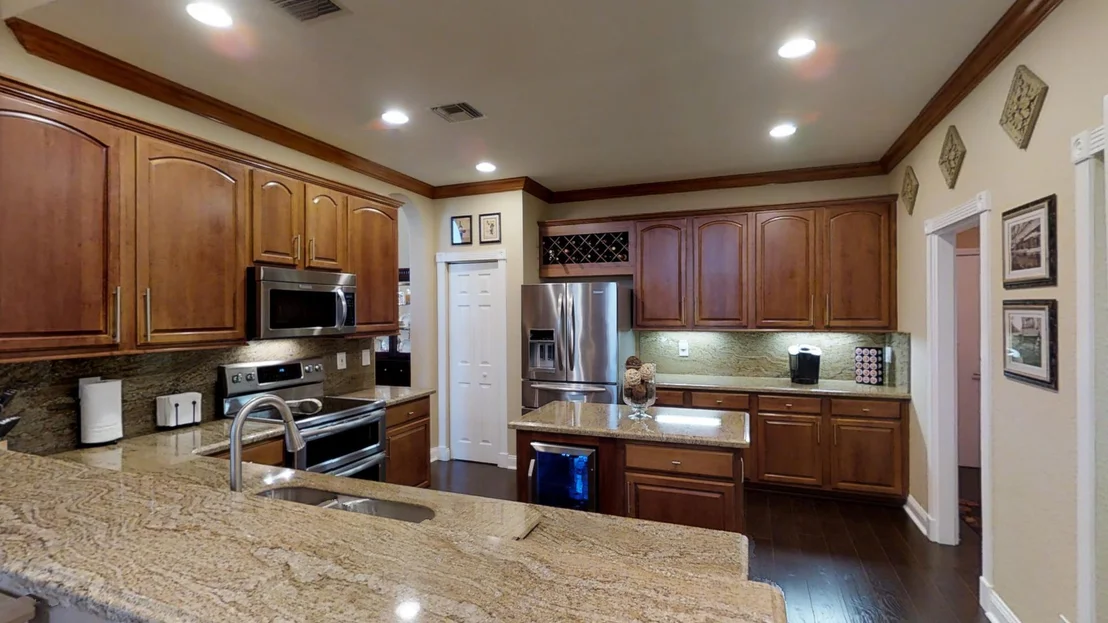 Photo of 11331 Edgewater Circle