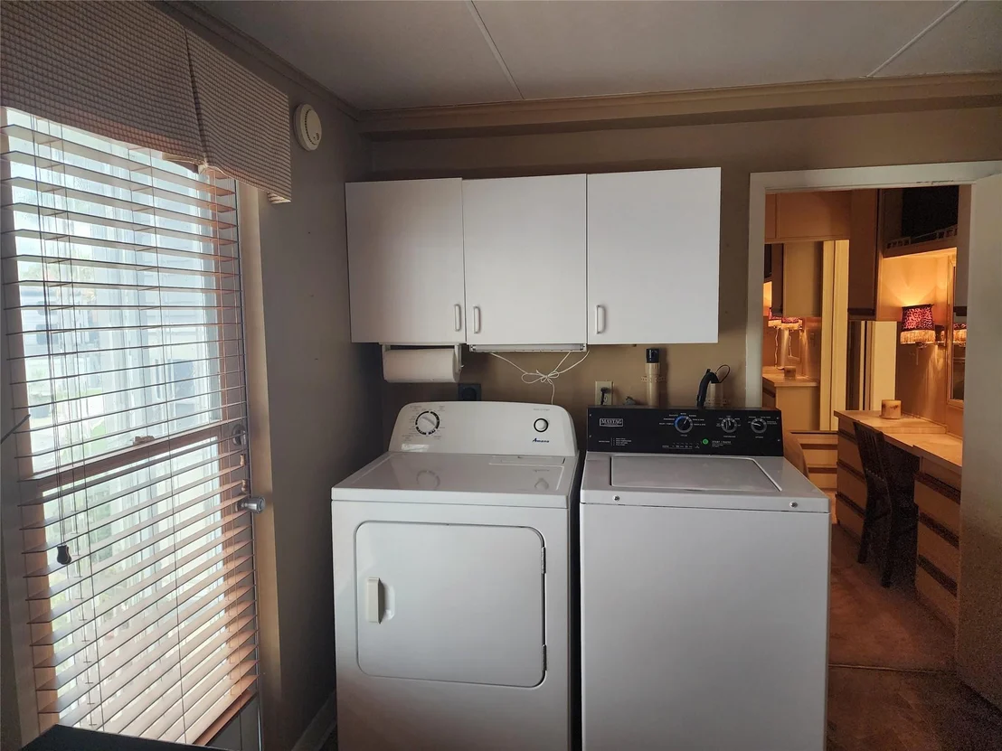 Photo of 6502 SE 52nd Street