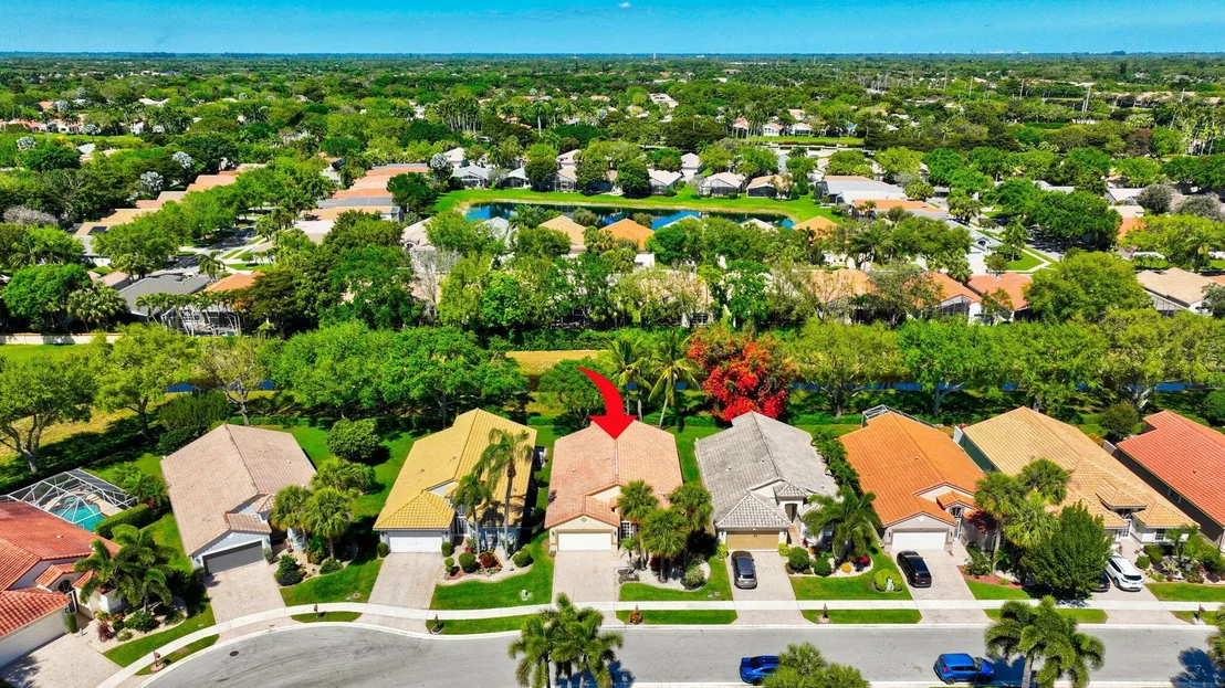 Photo of 6631 Sherbrook Drive