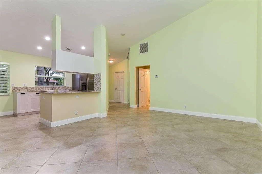 Photo of 5211 Grande Palm Circle