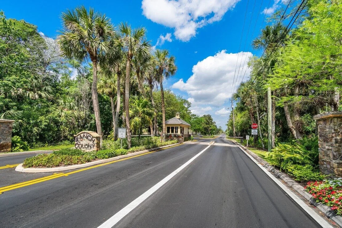 Photo of 3200 SE Downwinds Road