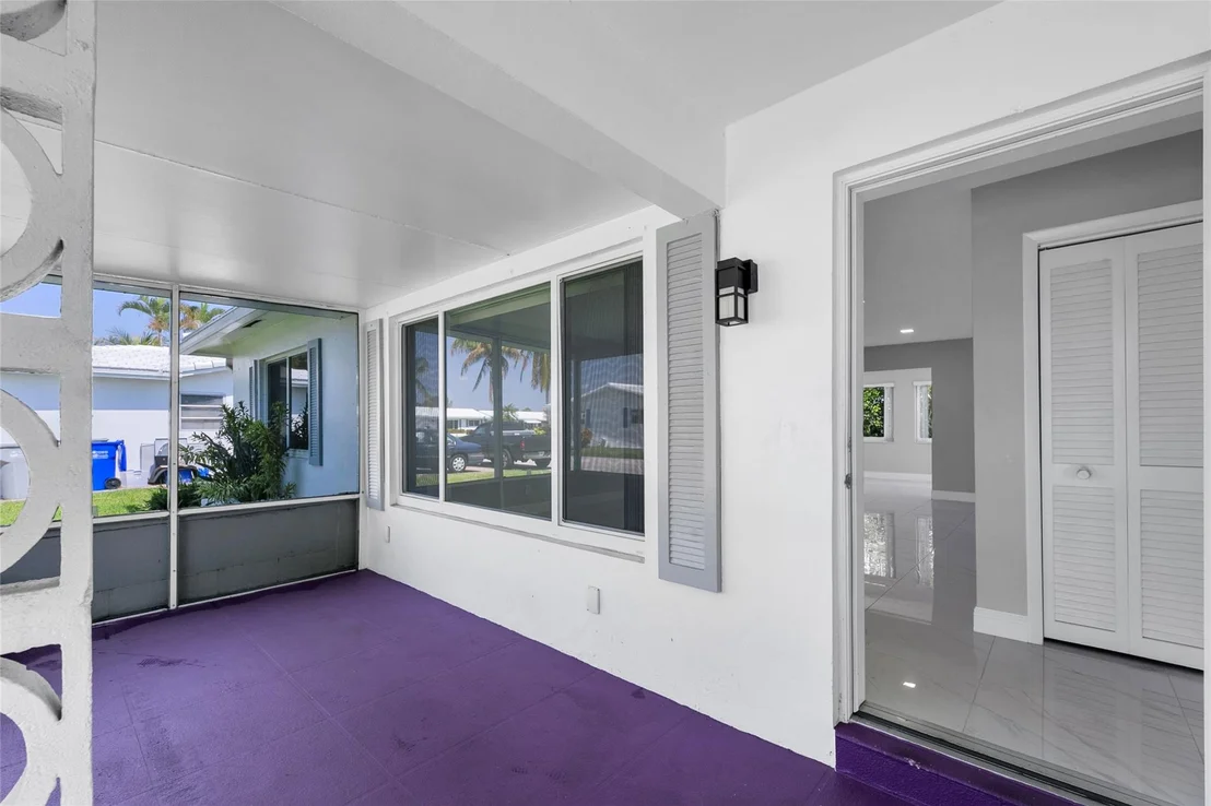 Photo of 2470 NW 3rd Avenue