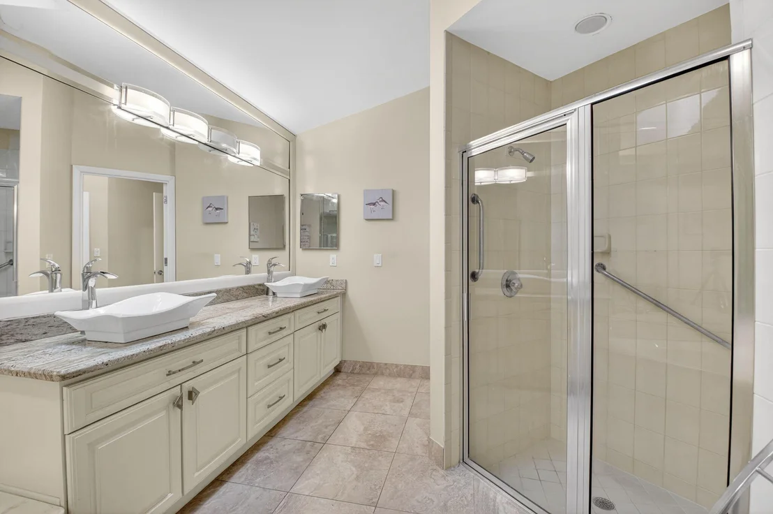 Photo of 6165 Bay Isles Drive