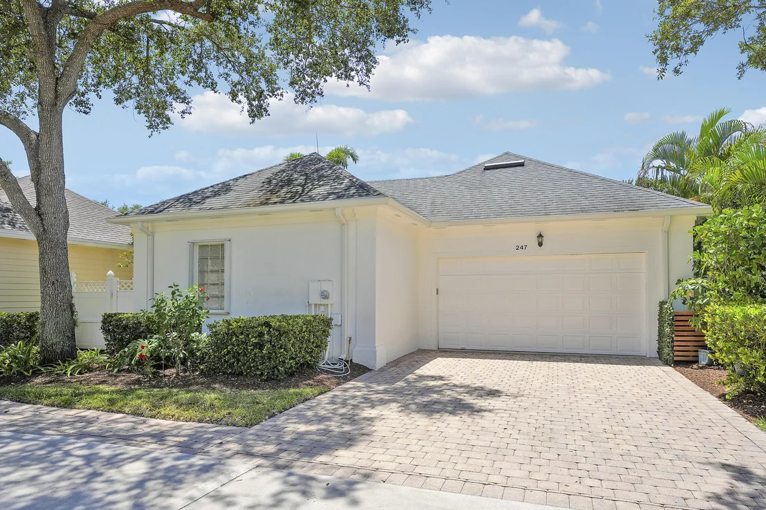 Photo of 247 Sweet Bay Circle