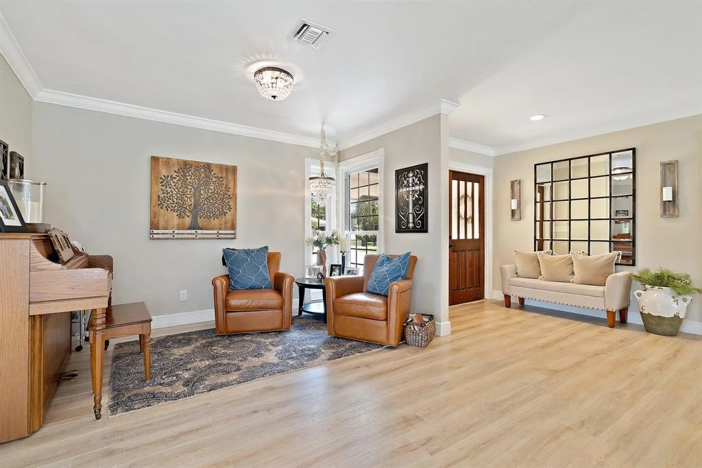 Photo of 116 Golfview Drive