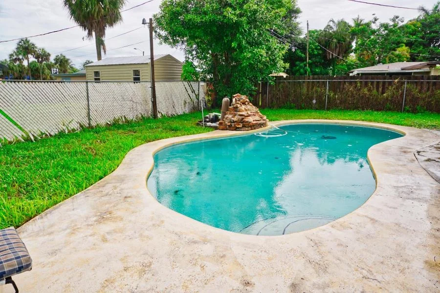 Photo of 1112 E River Drive