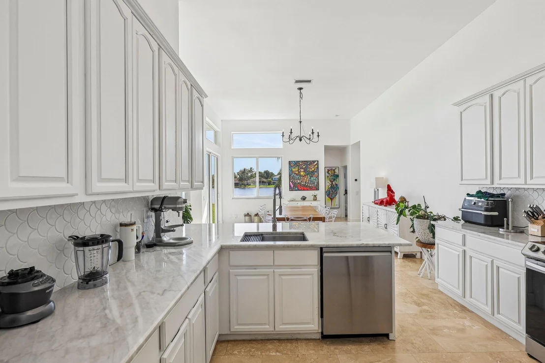 Photo of 762 Heritage Drive
