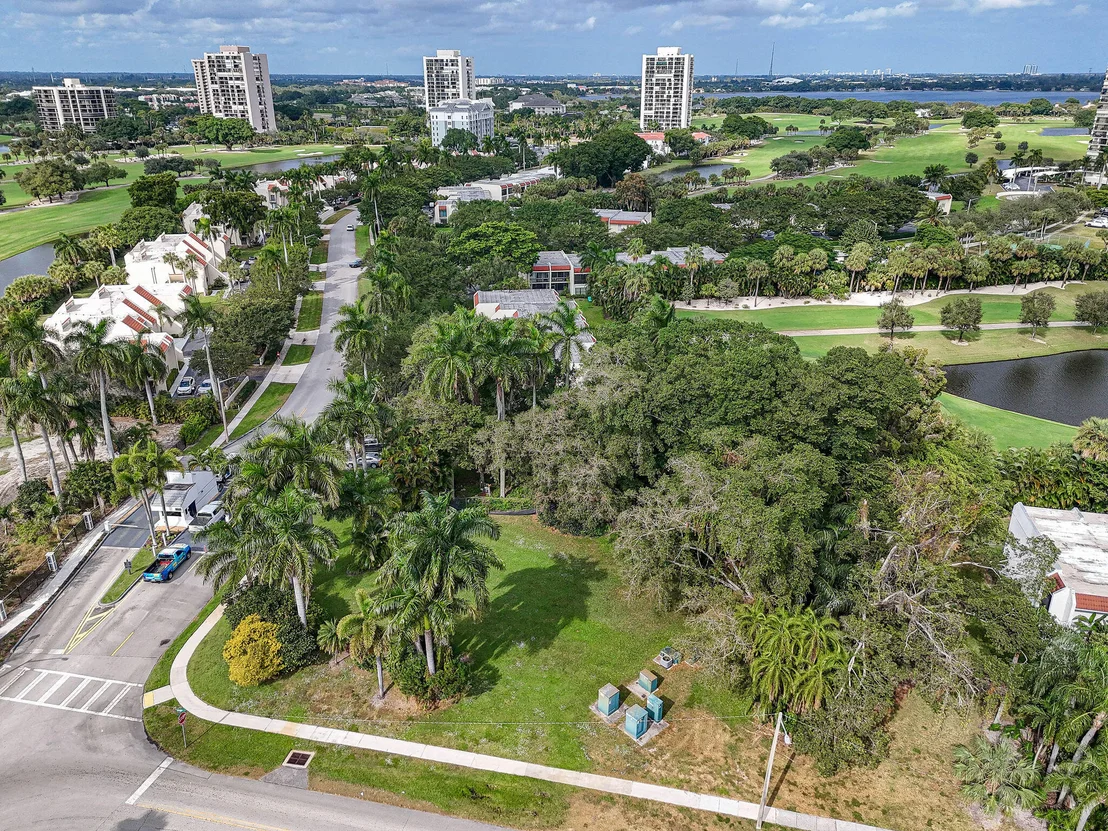 Photo of 1617 Embassy Drive
