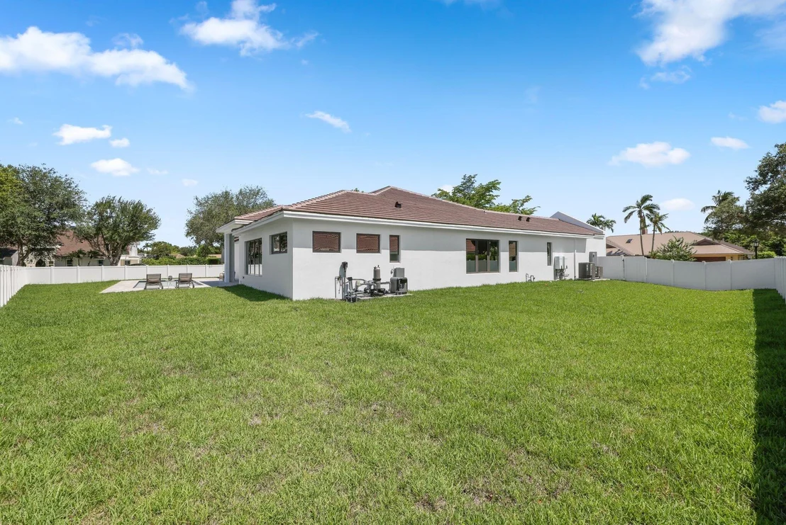 Photo of 3155 Equestrian Drive