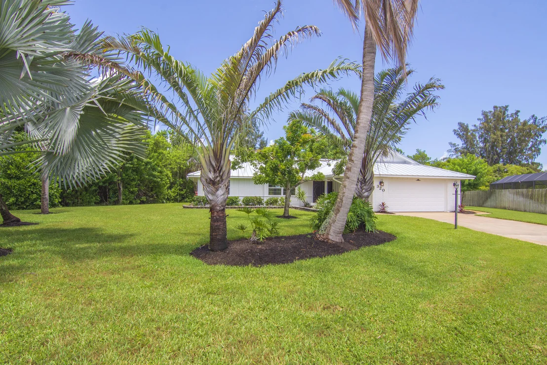 Photo of 320 W FOREST Trail