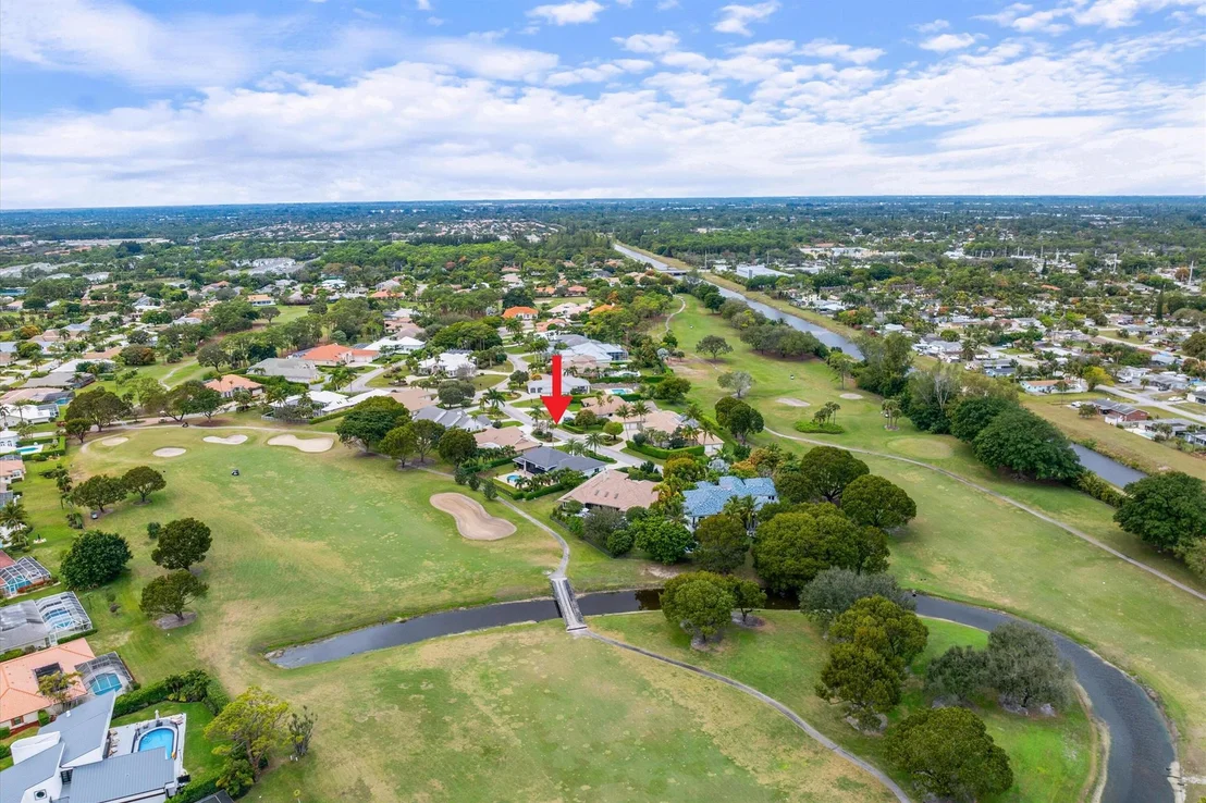 Photo of 121 Turnberry Drive
