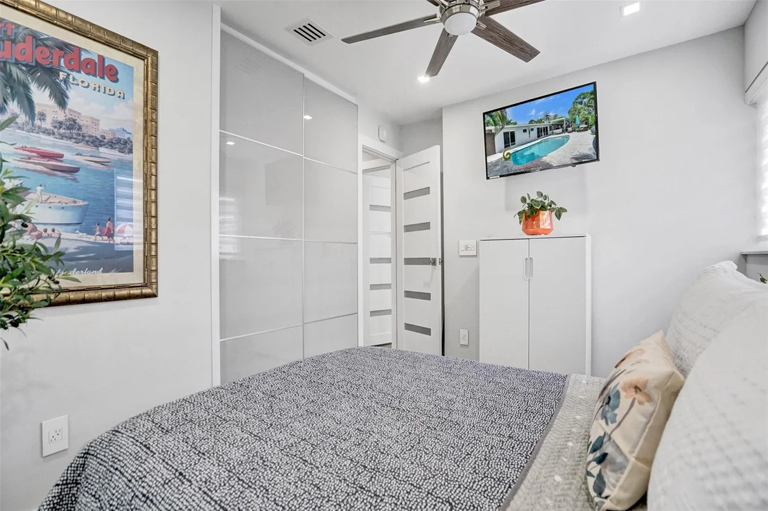 Photo of 131 SE 8th Street