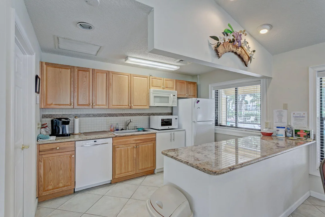 Photo of Unit F at 2041 Keystone Drive