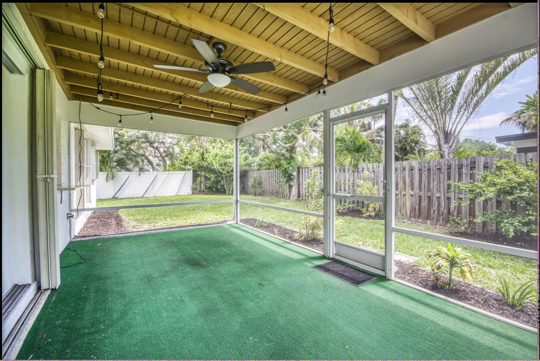 Photo of 18020 Palm Point Drive