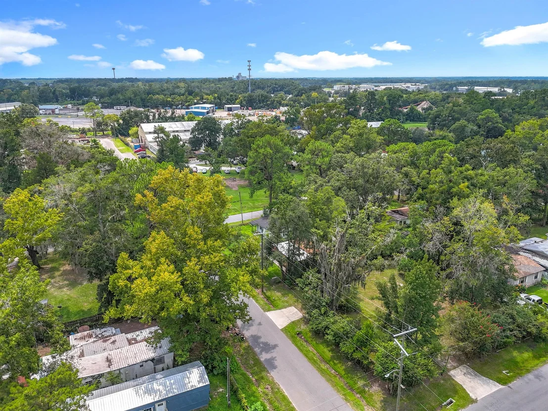 Photo of 2842 Lucoma Drive