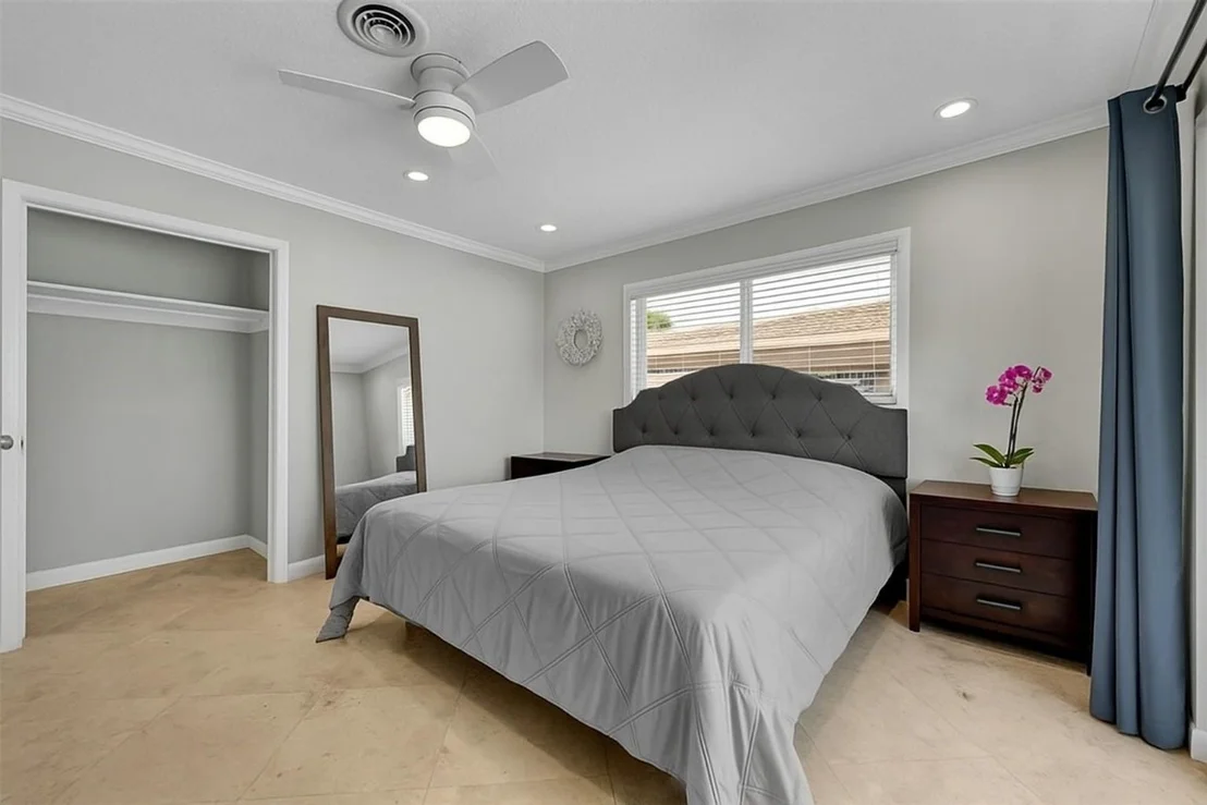 Photo of 189 SE 2nd Avenue