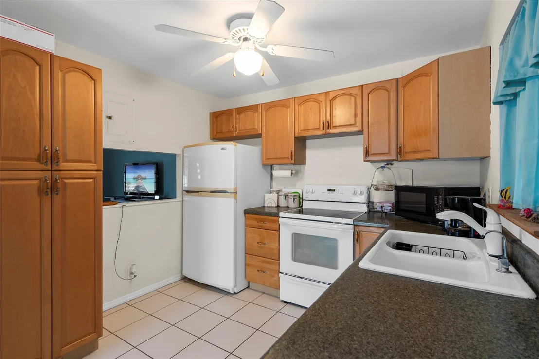 Photo of 313 SE 3rd Terrace