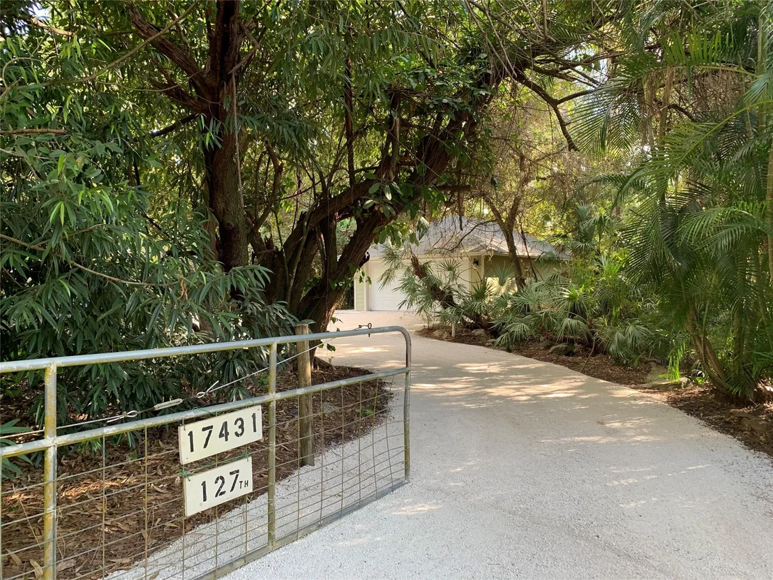 Photo of 17431 127th Drive