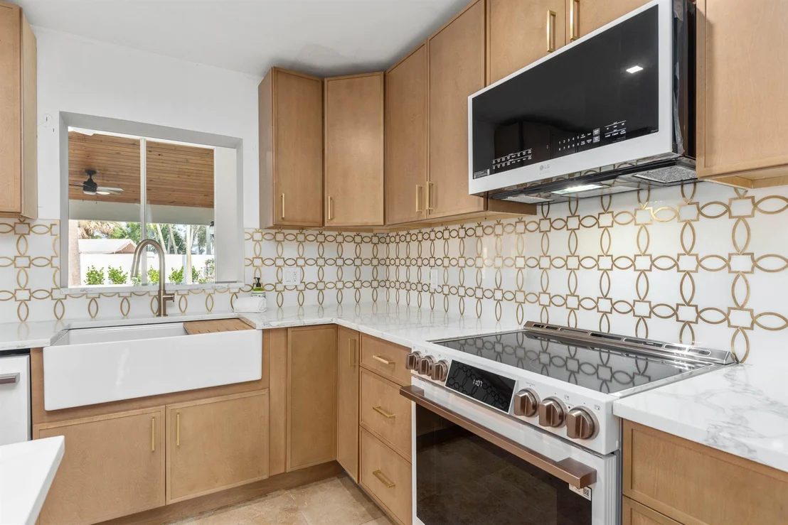 Photo of 4430 SE Bayshore Terrace