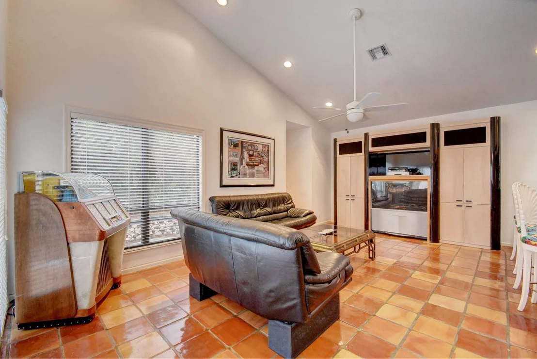 Photo of 4567 NW 25th Way