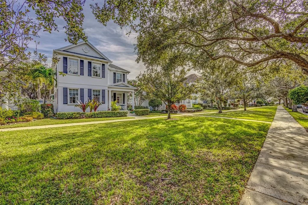Photo of 185 Barbados Drive