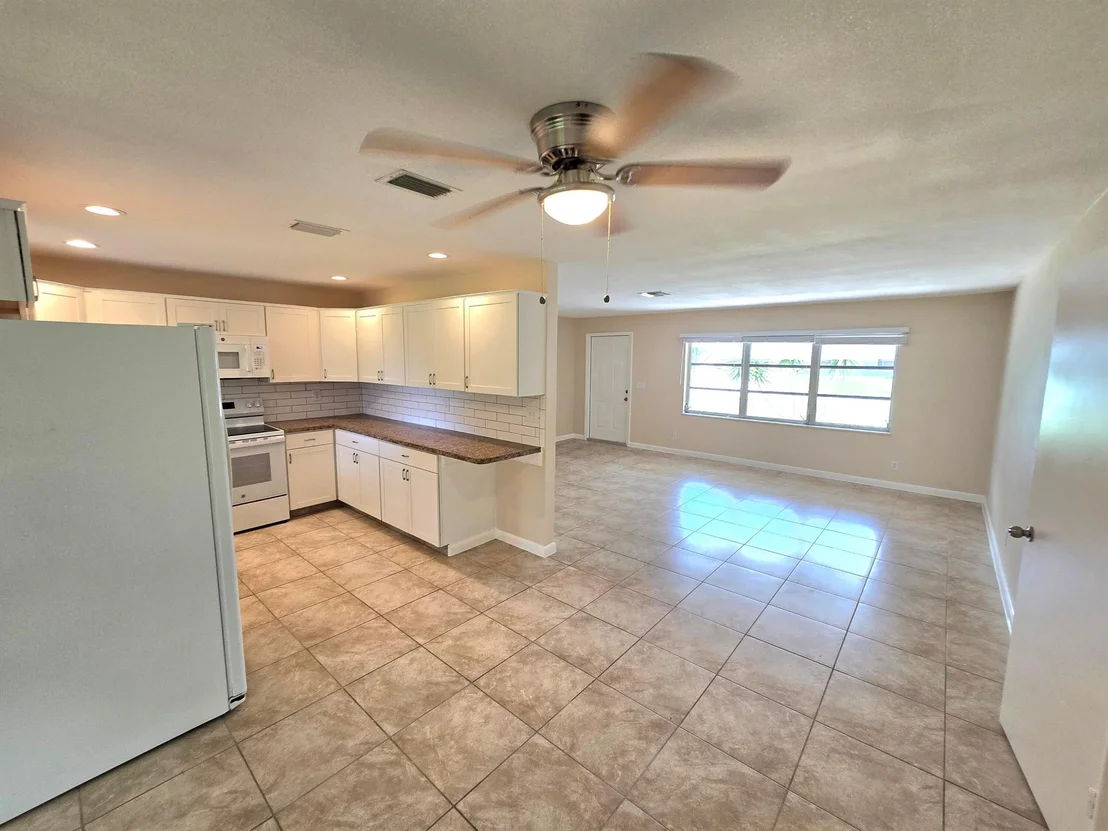Photo of 7902 Lockwood Drive