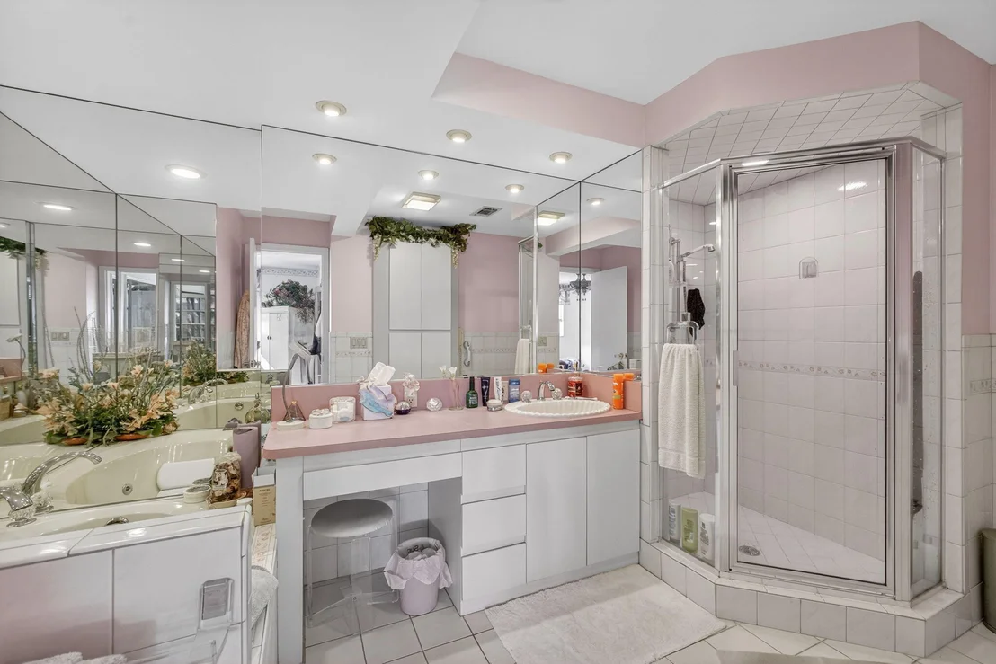 Photo of 752 Lagoon Drive