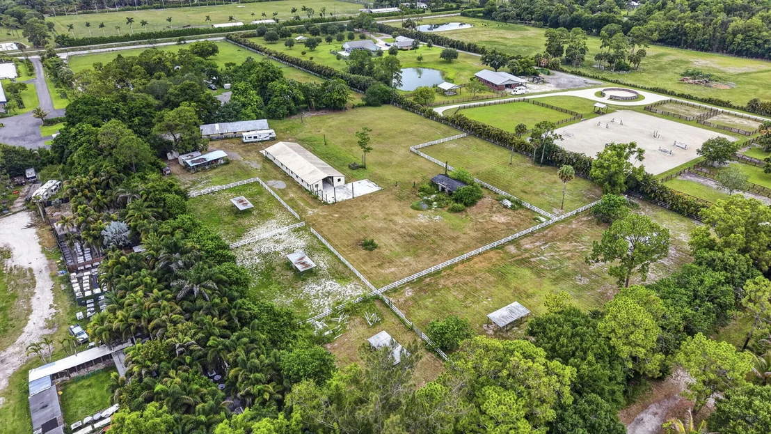 Photo of 2944 A Road