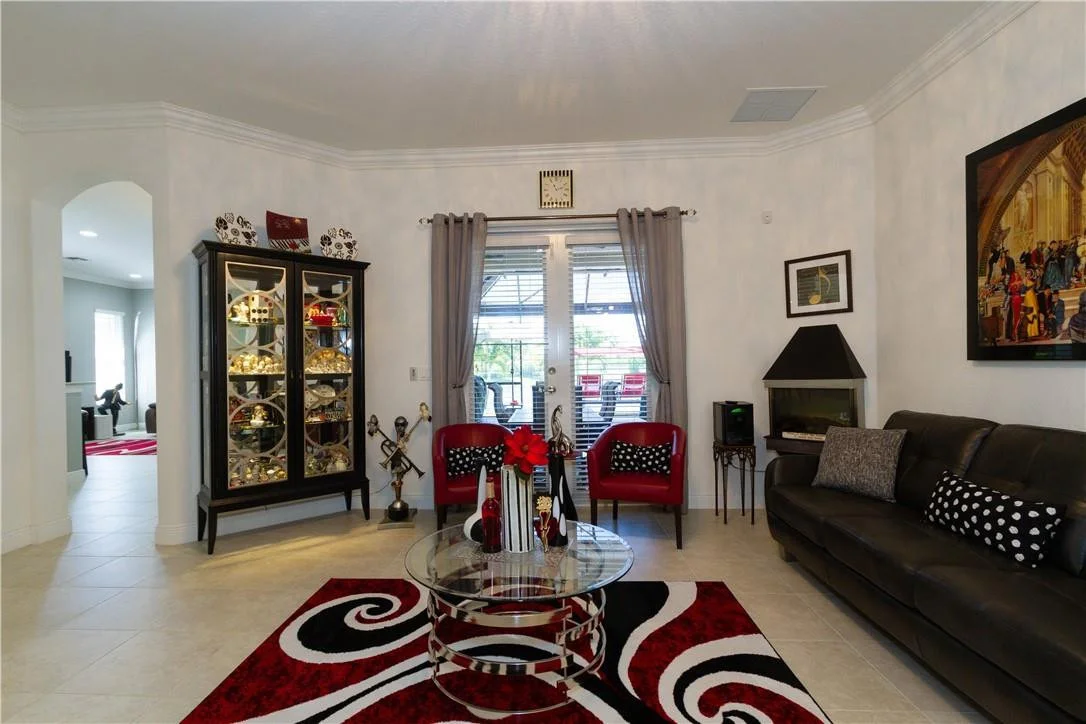 Photo of 10380 Peninsula Place