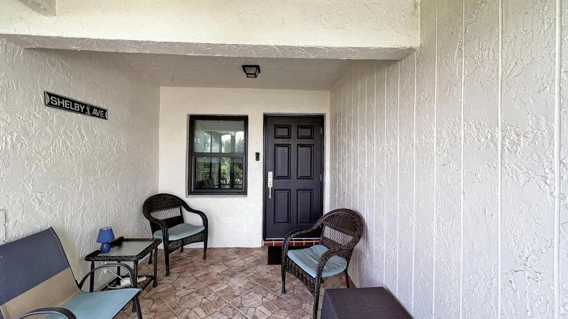 Photo of 6168 Overland Place