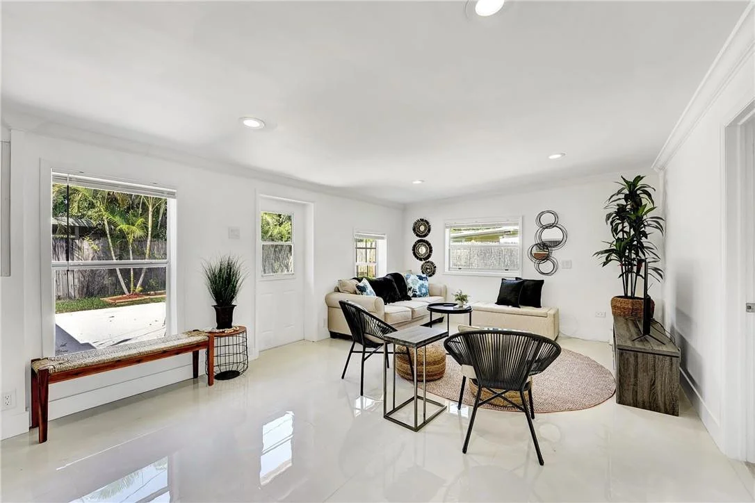 Photo of 700 NE 3rd Avenue