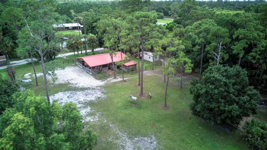 Photo of 2340 B Road