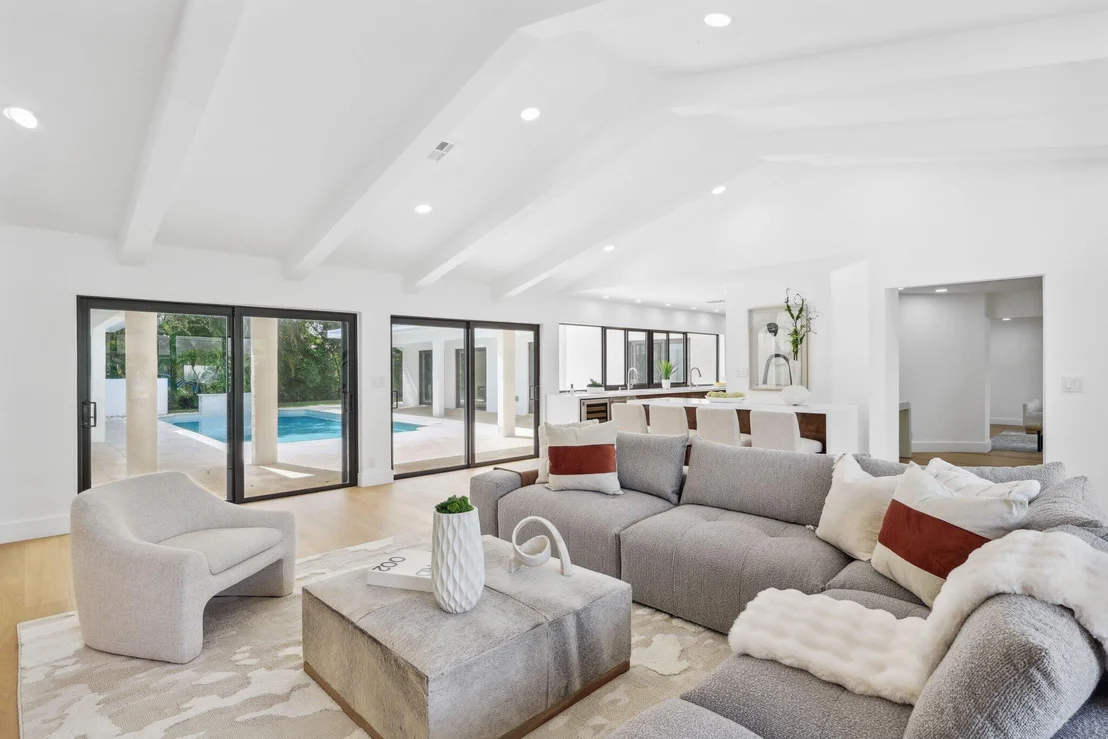 Photo of 6794 Giralda Circle