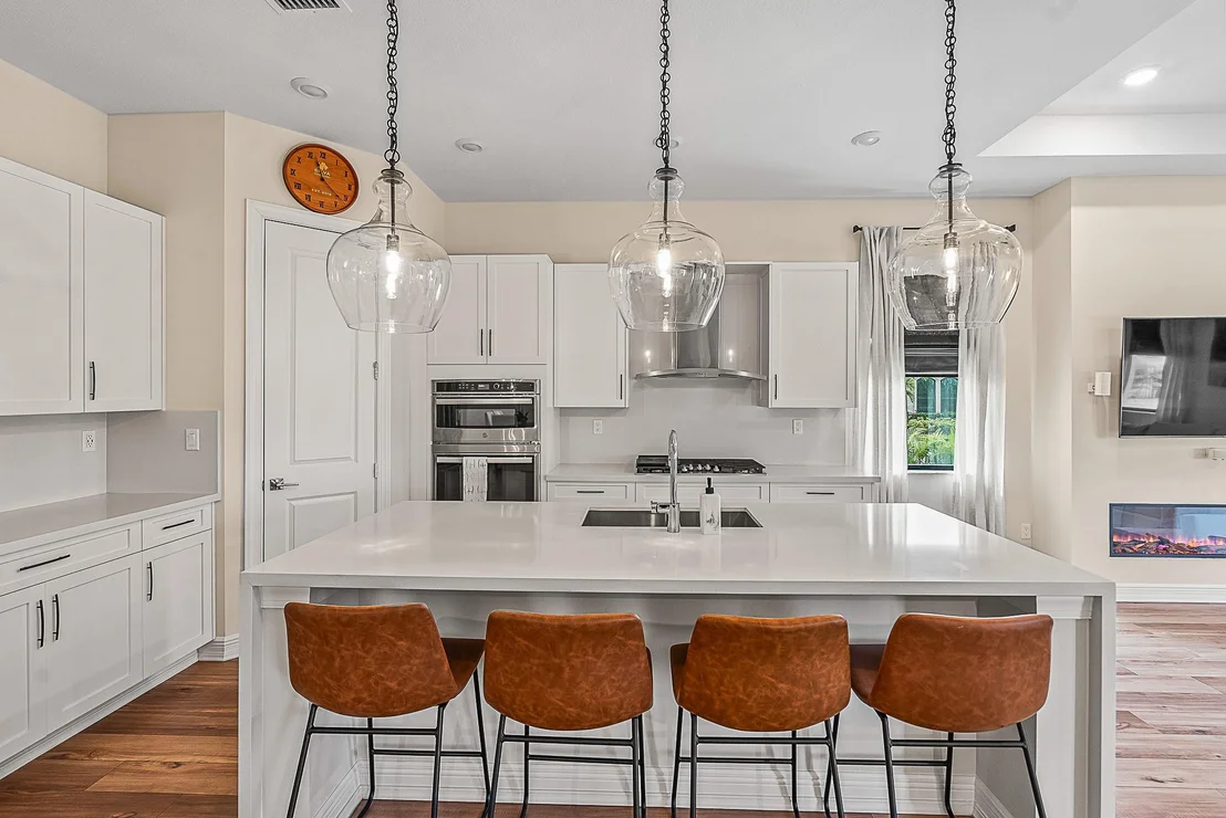 Photo of 9335 Bayside Circle