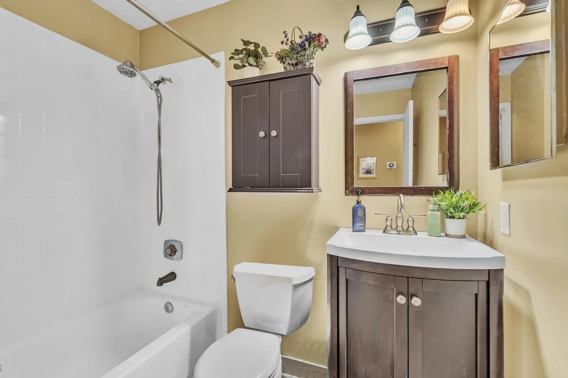 Photo of 8727 Spring Valley Drive
