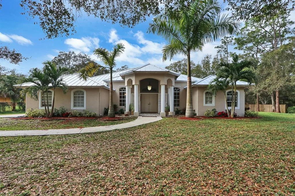 Photo of 16889 98th Way N