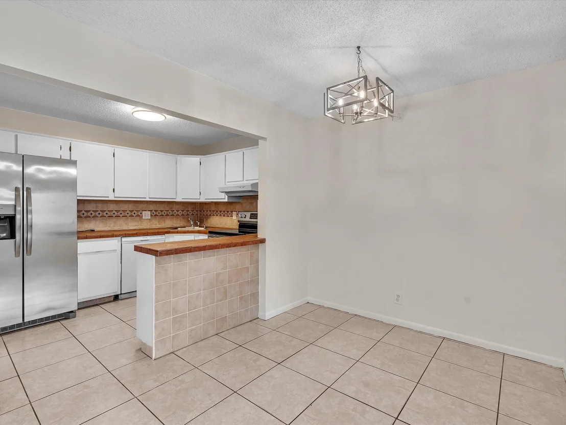 Photo of Unit A2 at 305 Knotty Pine Circle