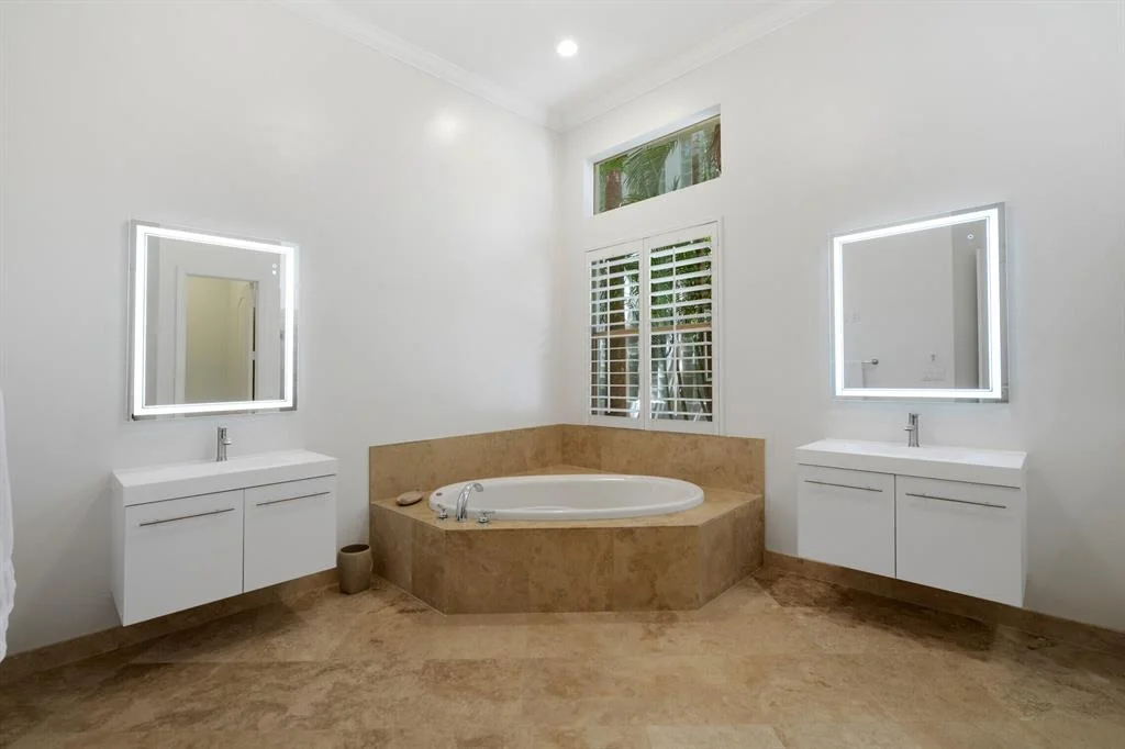 Photo of 8174 Valhalla Drive