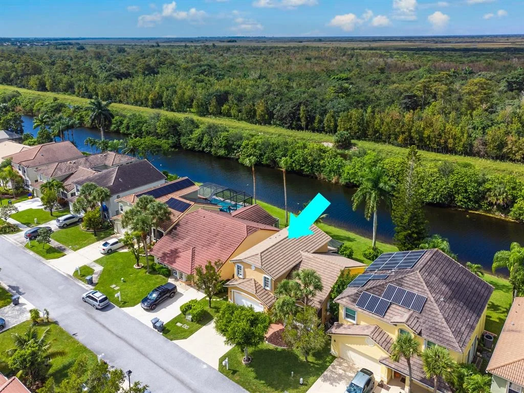 Photo of 18078 Clear Brook Circle