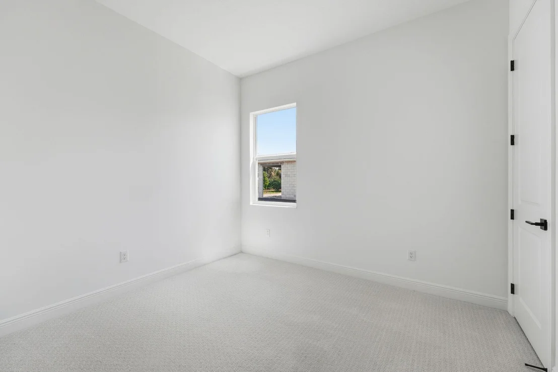 Photo of 6783 68th Square