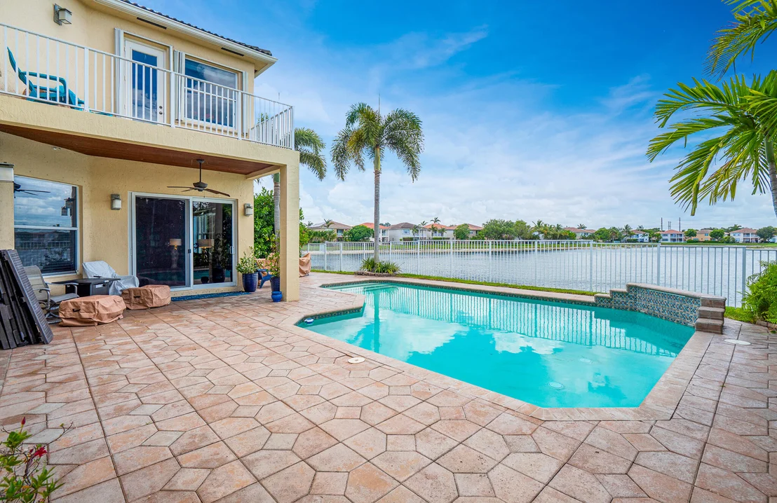 Photo of 1236 Bay View Way