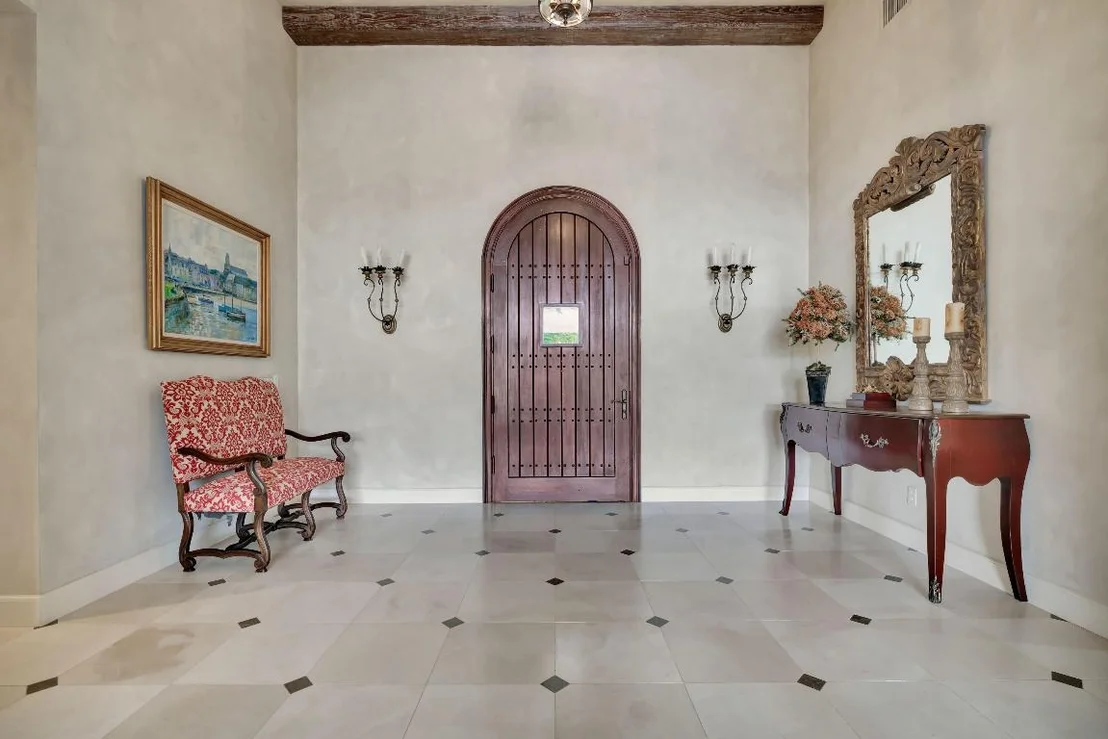 Photo of 266 Locha Drive
