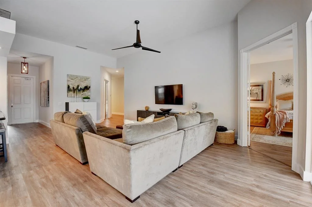 Photo of 4802 Orchard Lane