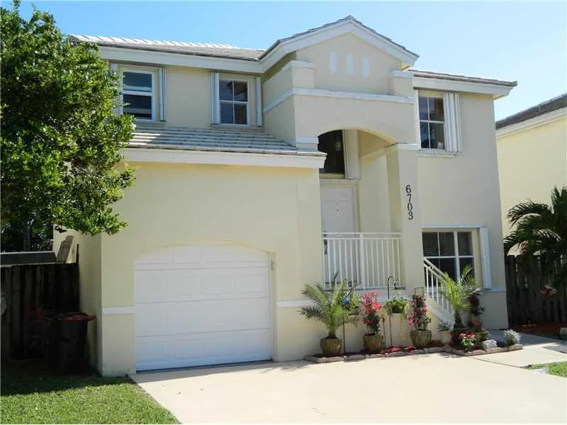Photo of 6703 Bayfront Drive