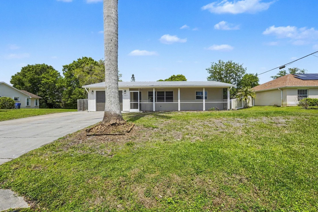 Photo of 767 Rolling Hill Drive