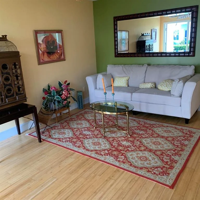 Photo of Unit 4 at 2929 SE Ocean Boulevard
