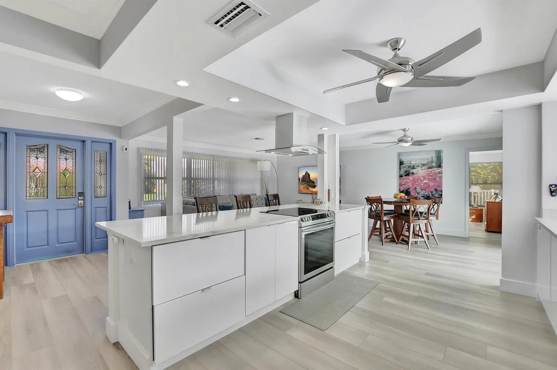 Photo of 808 Berkeley Street