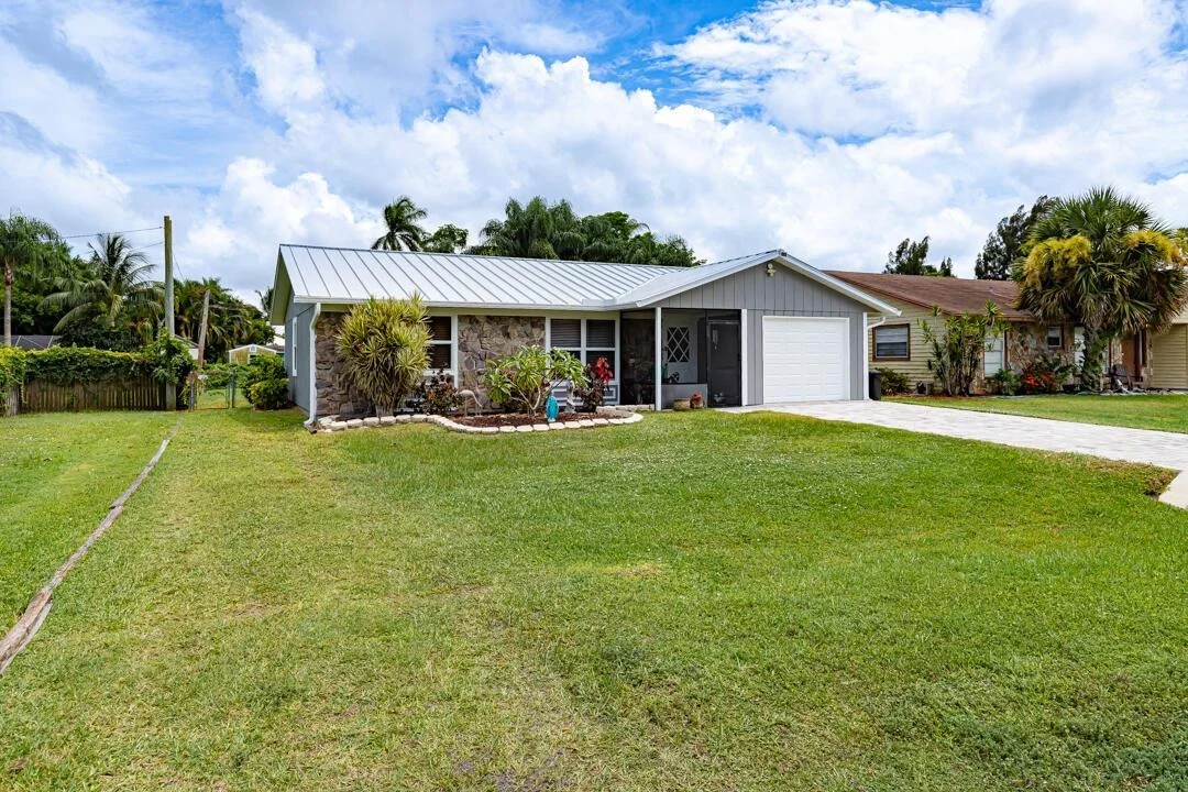 Photo of 3048 SE Orchid Street