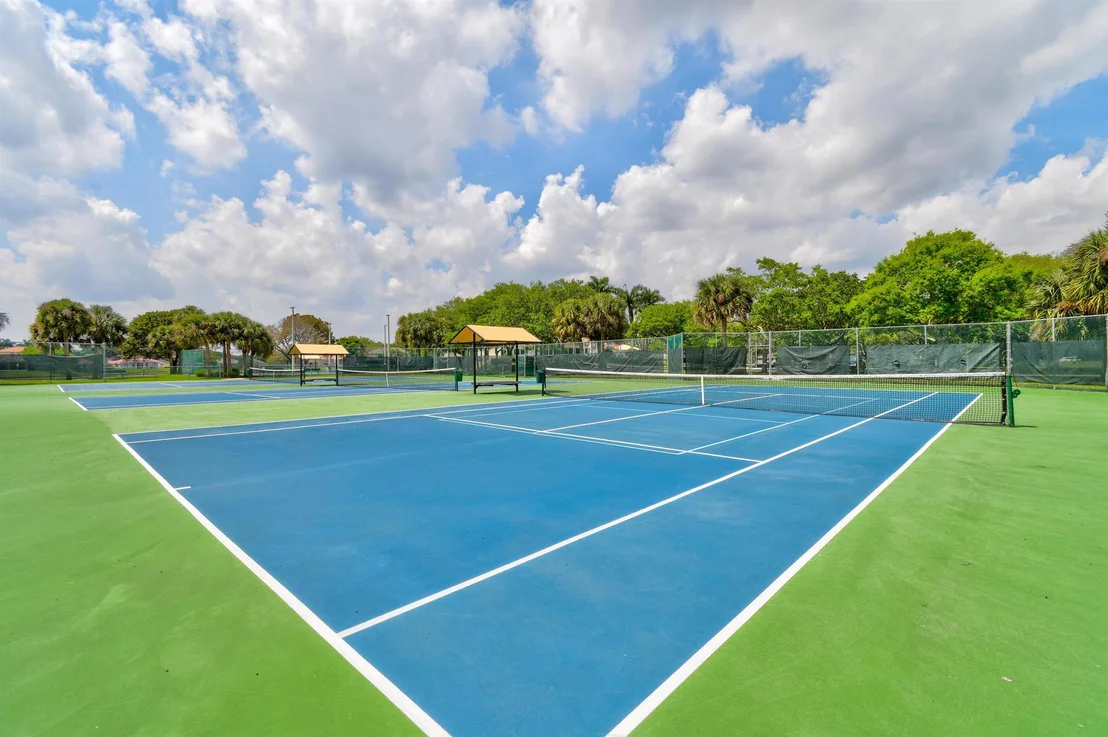 Photo of 1133 Egret Circle S